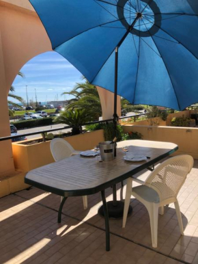 Appartement VINTAGE de 54m2 avec terrasse de 37m2 vue mer à Sète